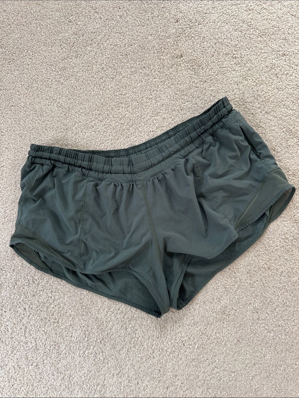 lululemon Hotty Hot Shorts 2.5" Low Rise Teal Green Sz12